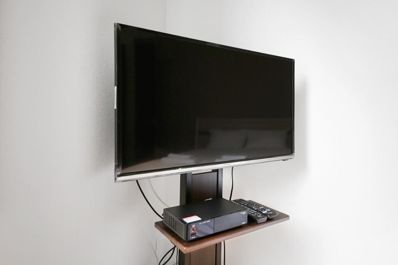 One-Bedroom Apartment,1008300685:JPEG