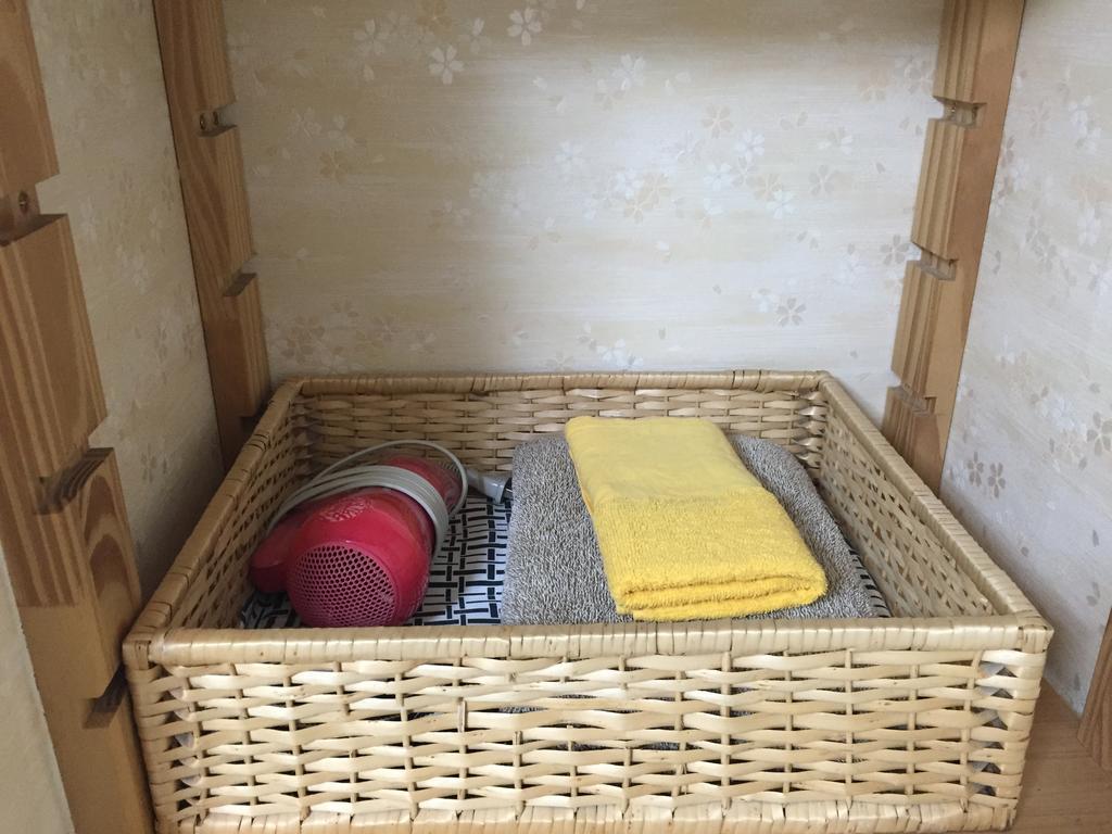 Single Room,190875490:JPEG