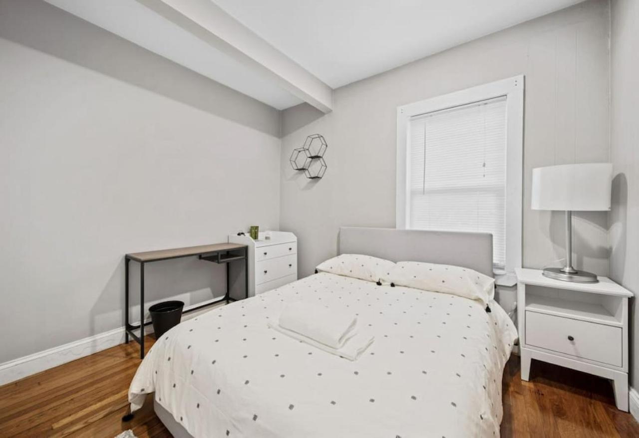 Family Room,1670781390:JPEG
