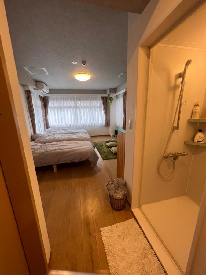 Triple Room Shower,1185102193:JPEG