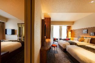 Connecting Rooms