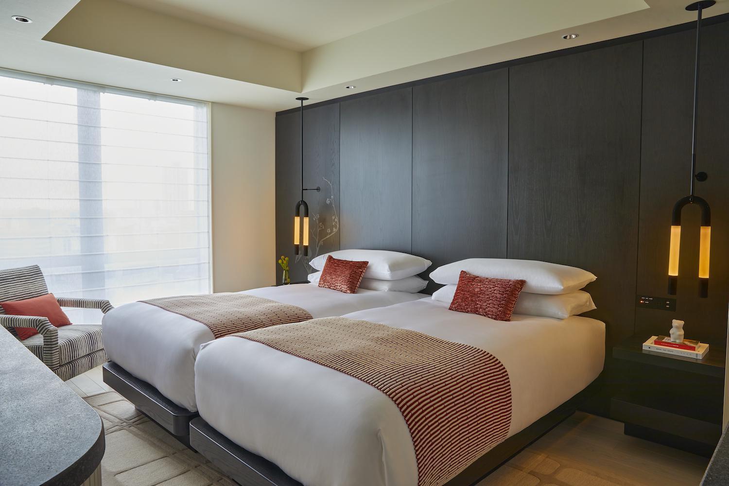Essential Room,1284335950:JPEG