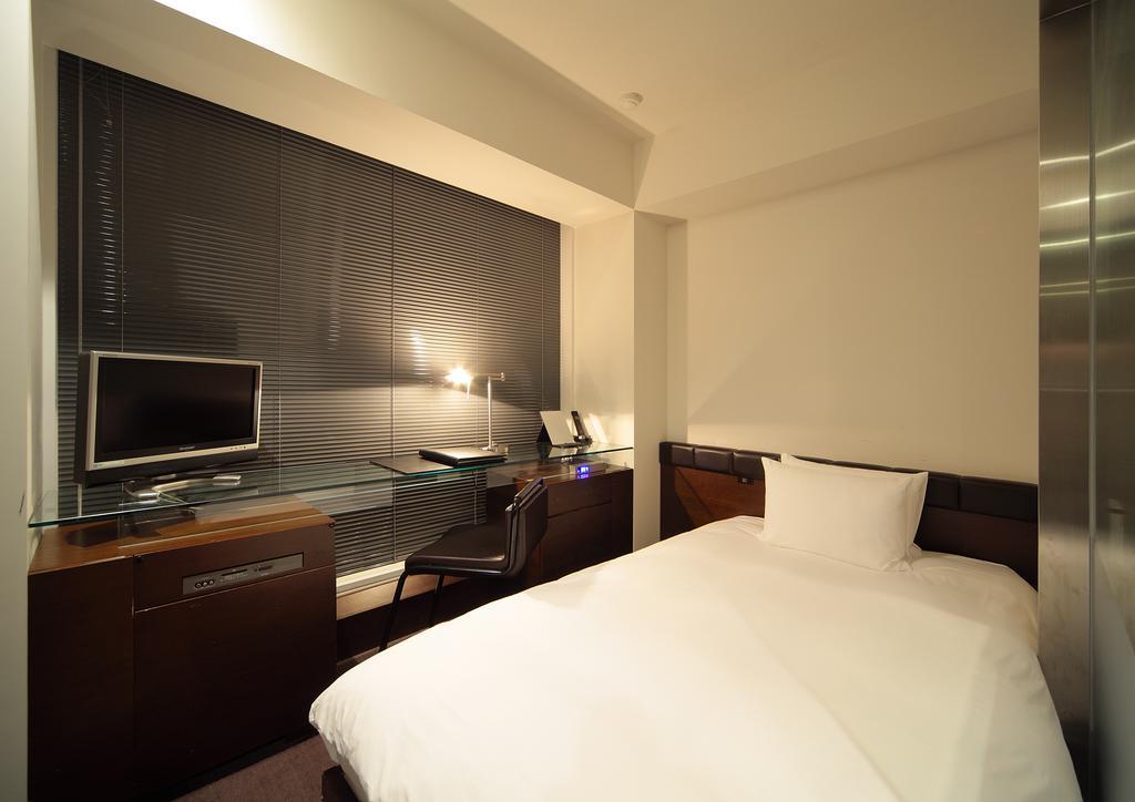 Single Room Non-Smoking,681829974:JPEG