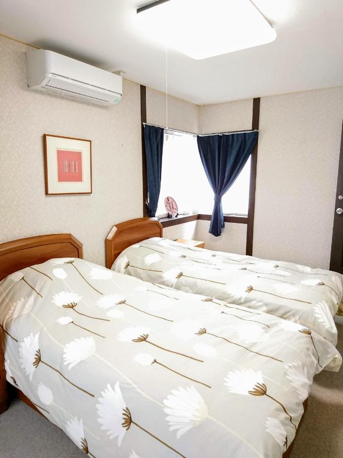 Three-Bedroom Apartment,1312930918:JPEG