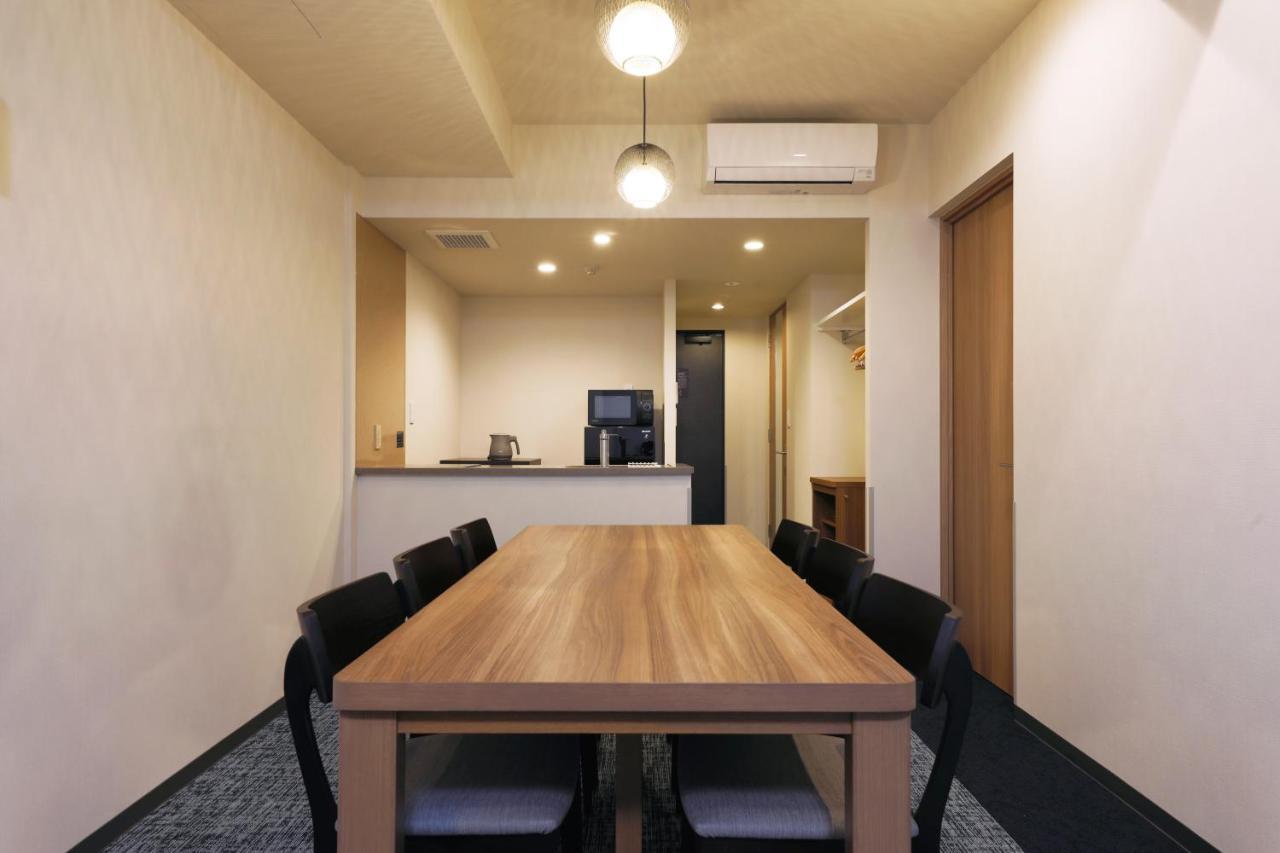Executive Room,1475664430:JPEG