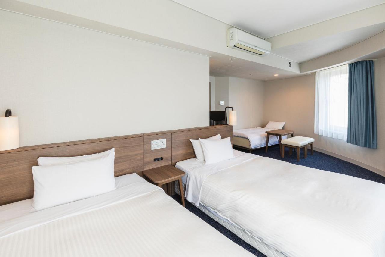 Deluxe Triple Room Smoking,1386823085:JPEG