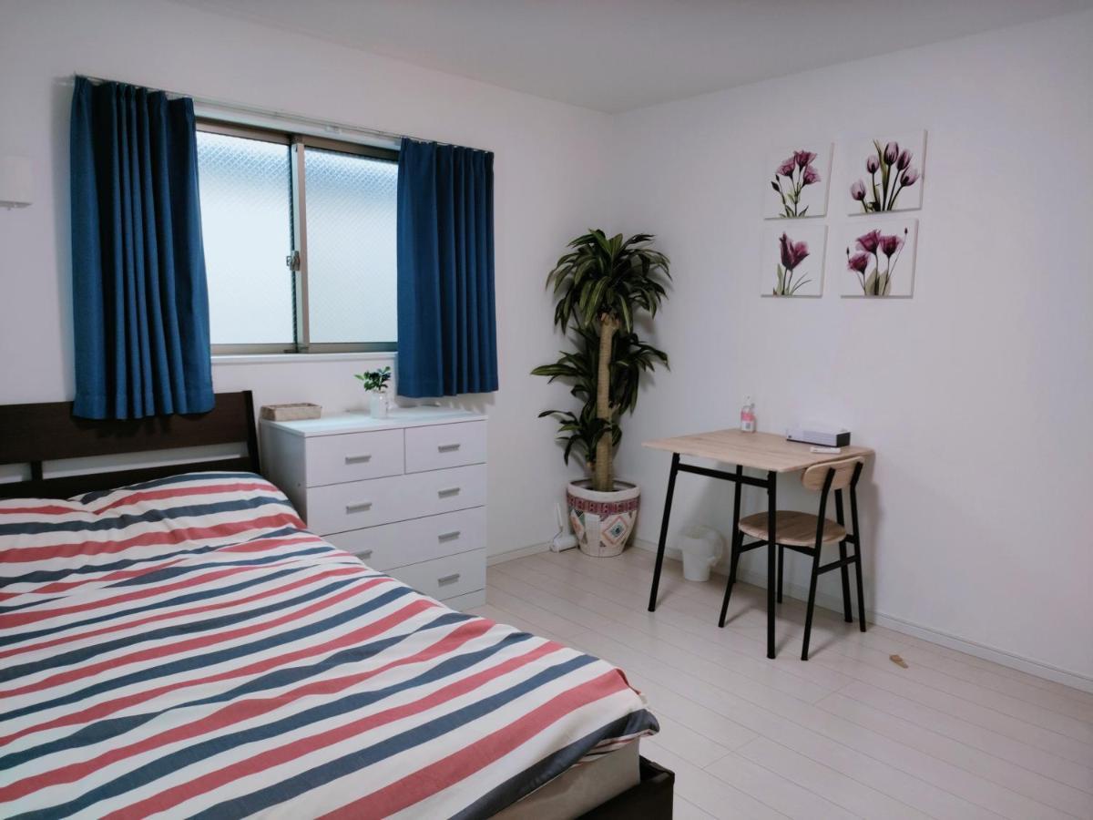 Triple Room with Shared Toilet