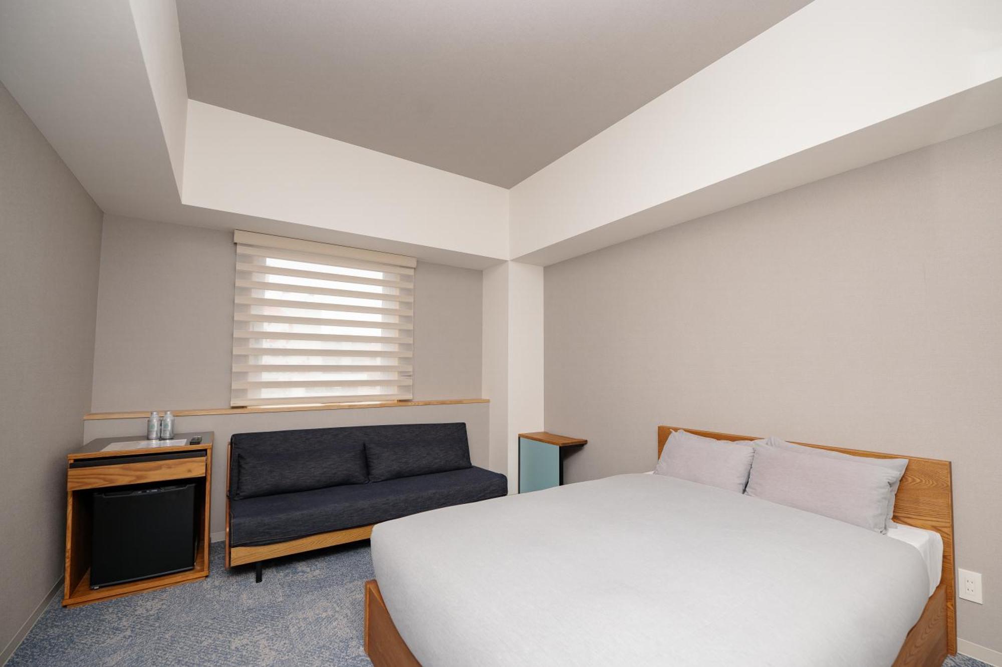 Large Double Room,1771368499:JPEG