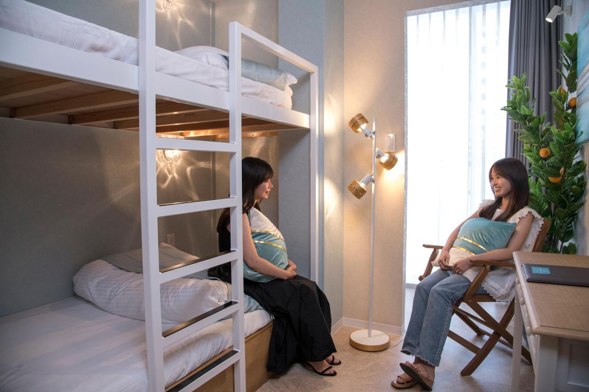Twin Room Bunk Beds Shared Shower,1364013569:JPEG