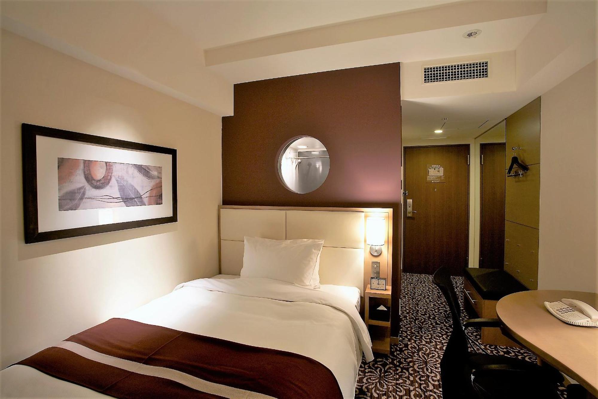 Economy Double Room Small Double Bed,718294030:JPEG