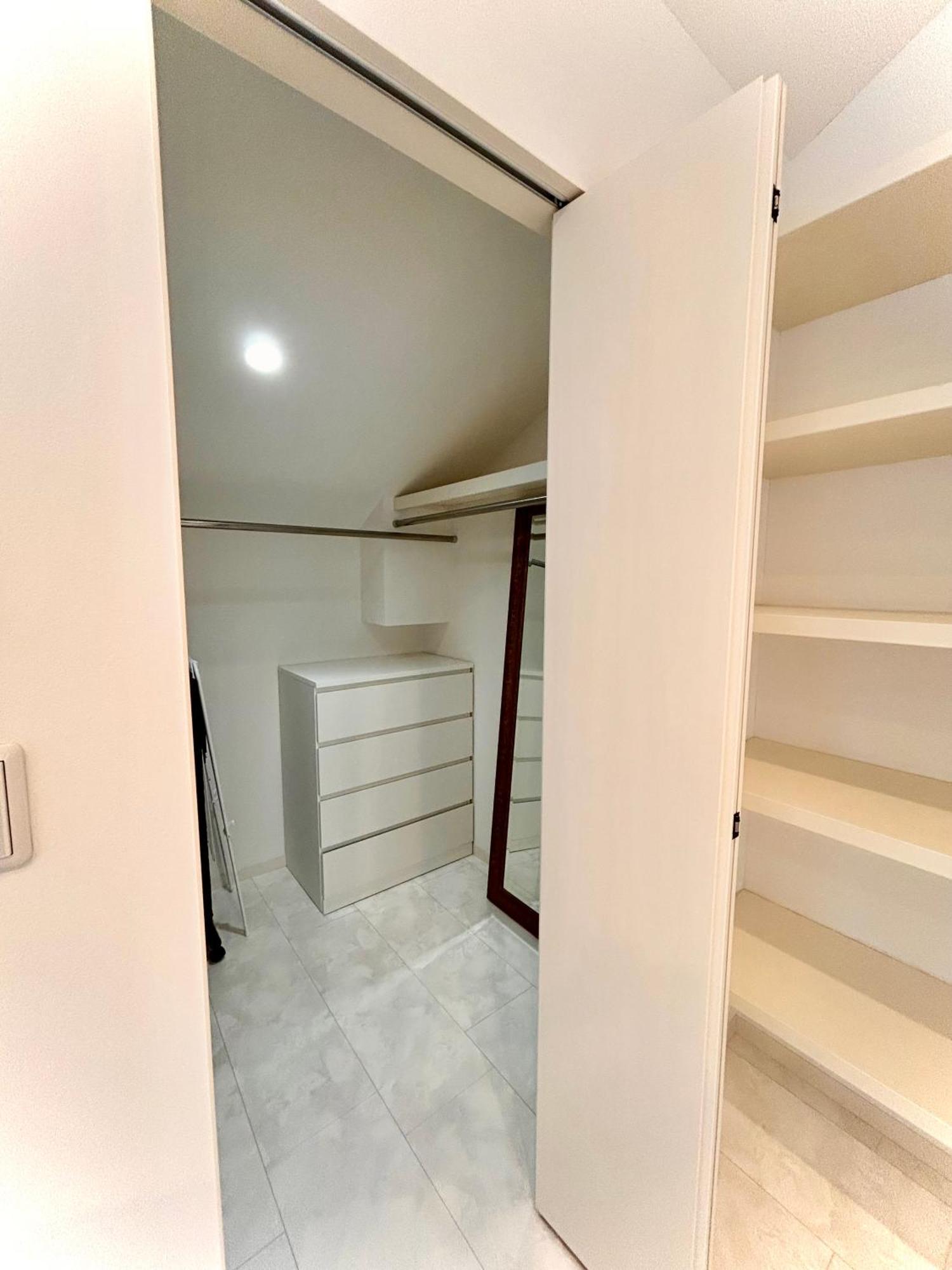 Large Twin Room