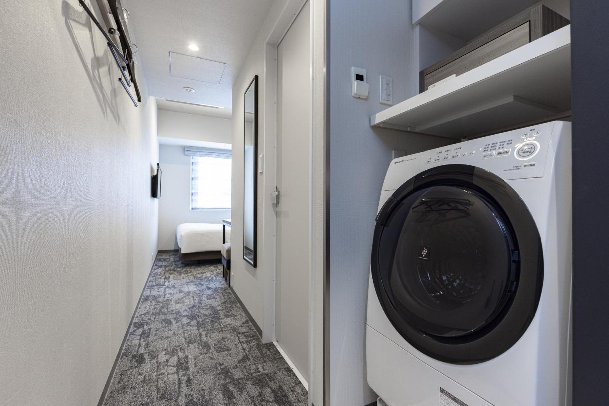 Moderate Double Room 140cm Bed room Washer-Dryer 1-2Adult