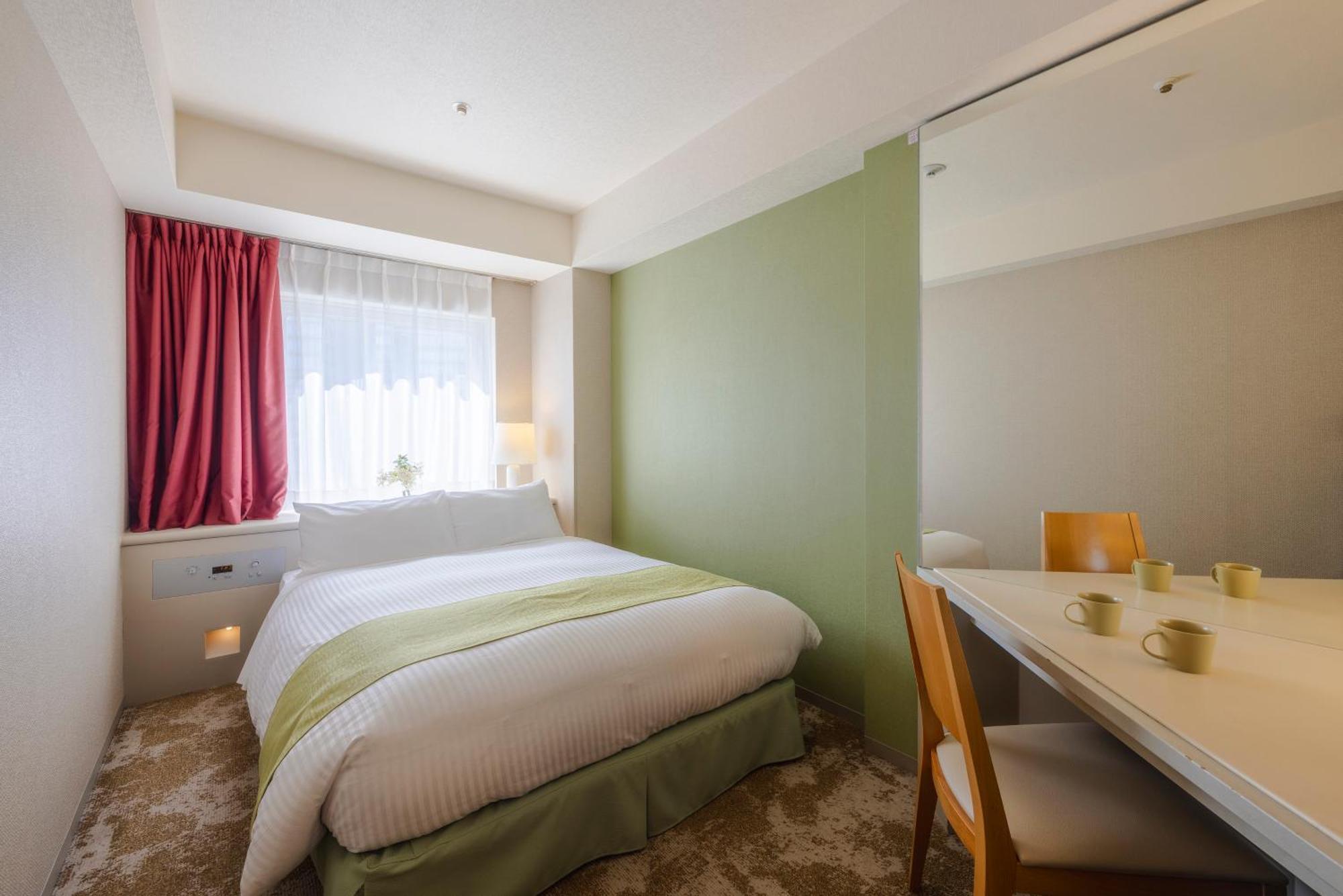 Standard Double Room Non-Smoking,1589588792:JPEG