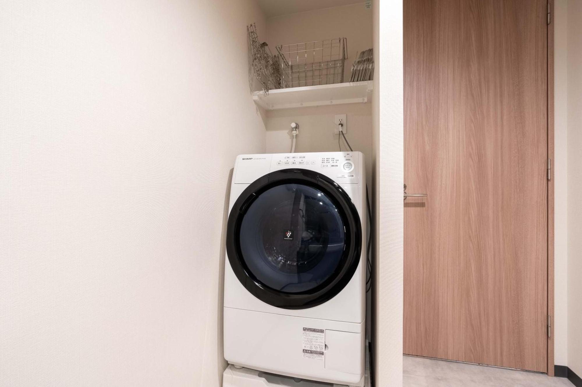 Executive Room (7 Persons)