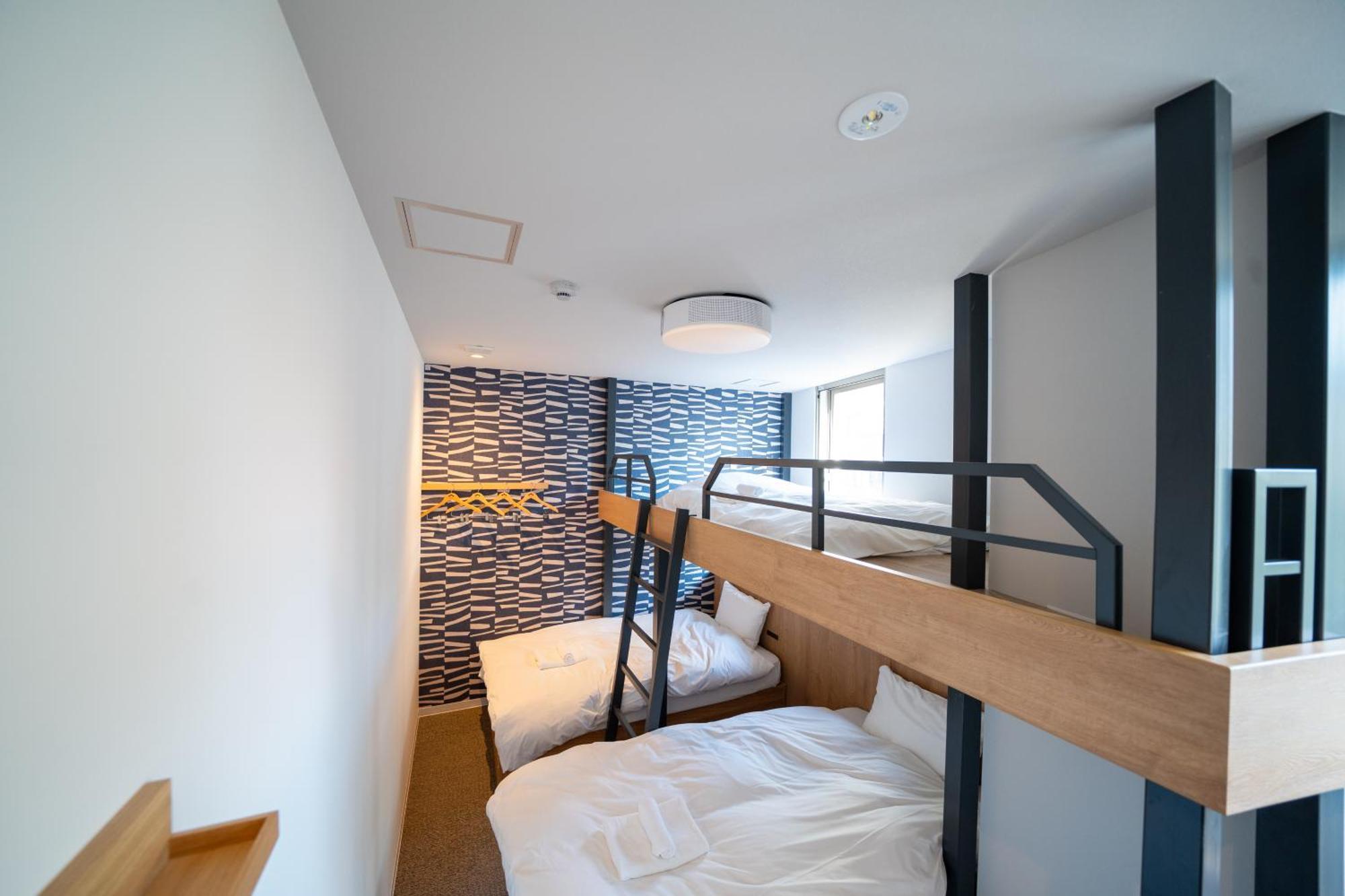 Dreibettzimmer