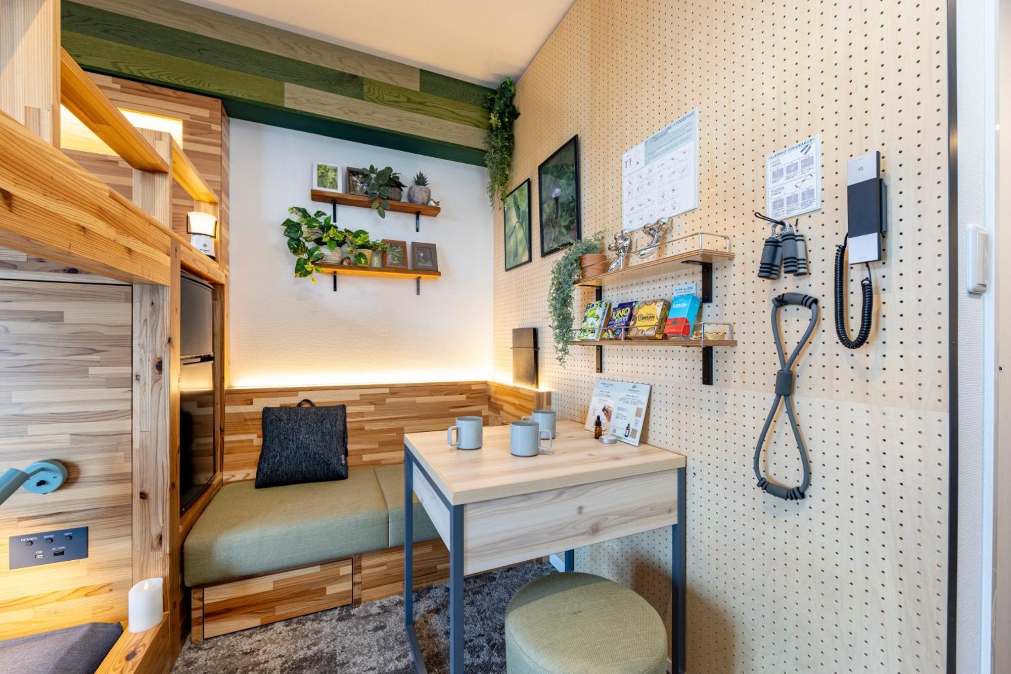BEAUTY＆CARE ROOM – Non-Smoking（Bank-Bed up to ）