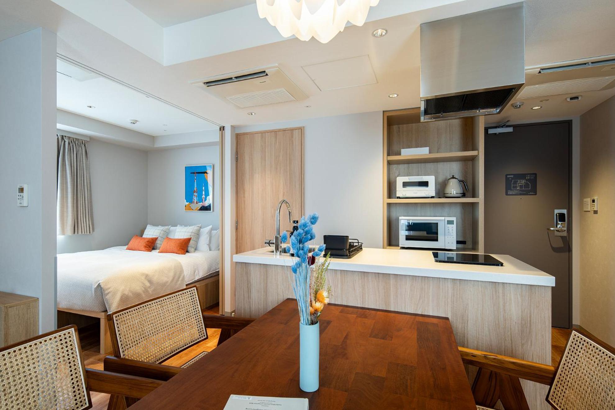 Premier One-Bedroom Apartment,1612807368:JPEG