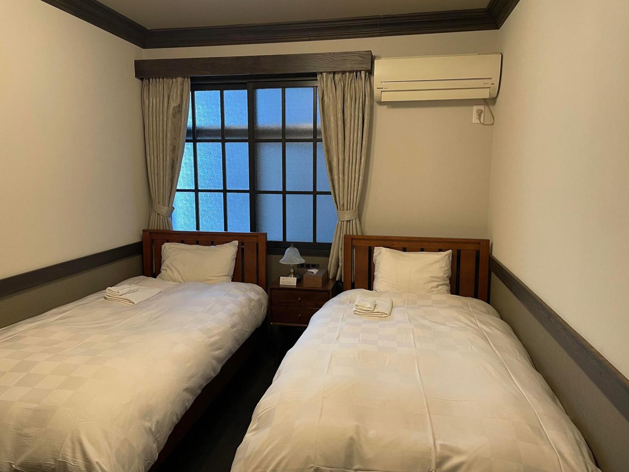 Budget Twin Room,1618273228:JPEG