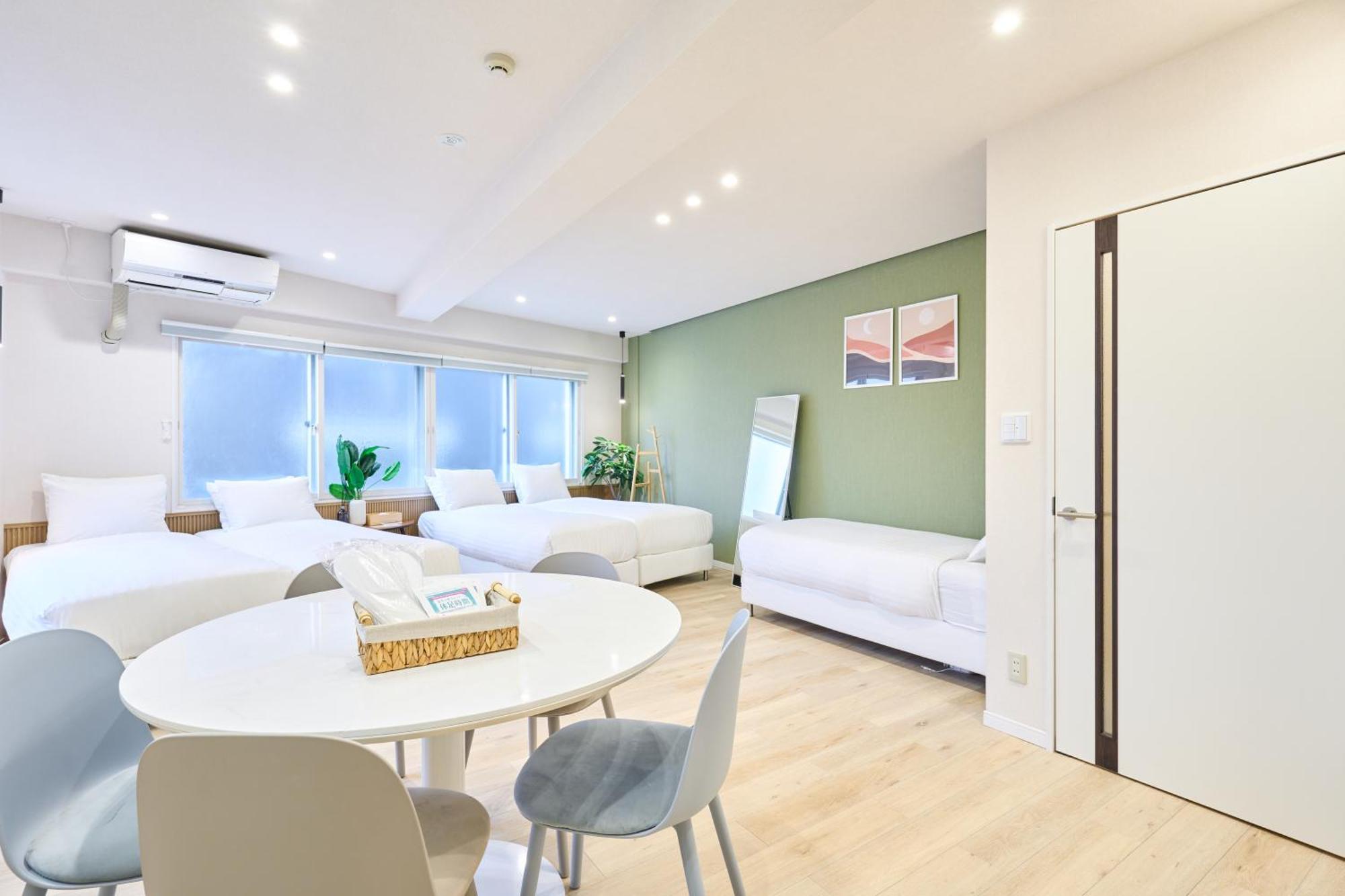Family Room,1623715073:JPEG