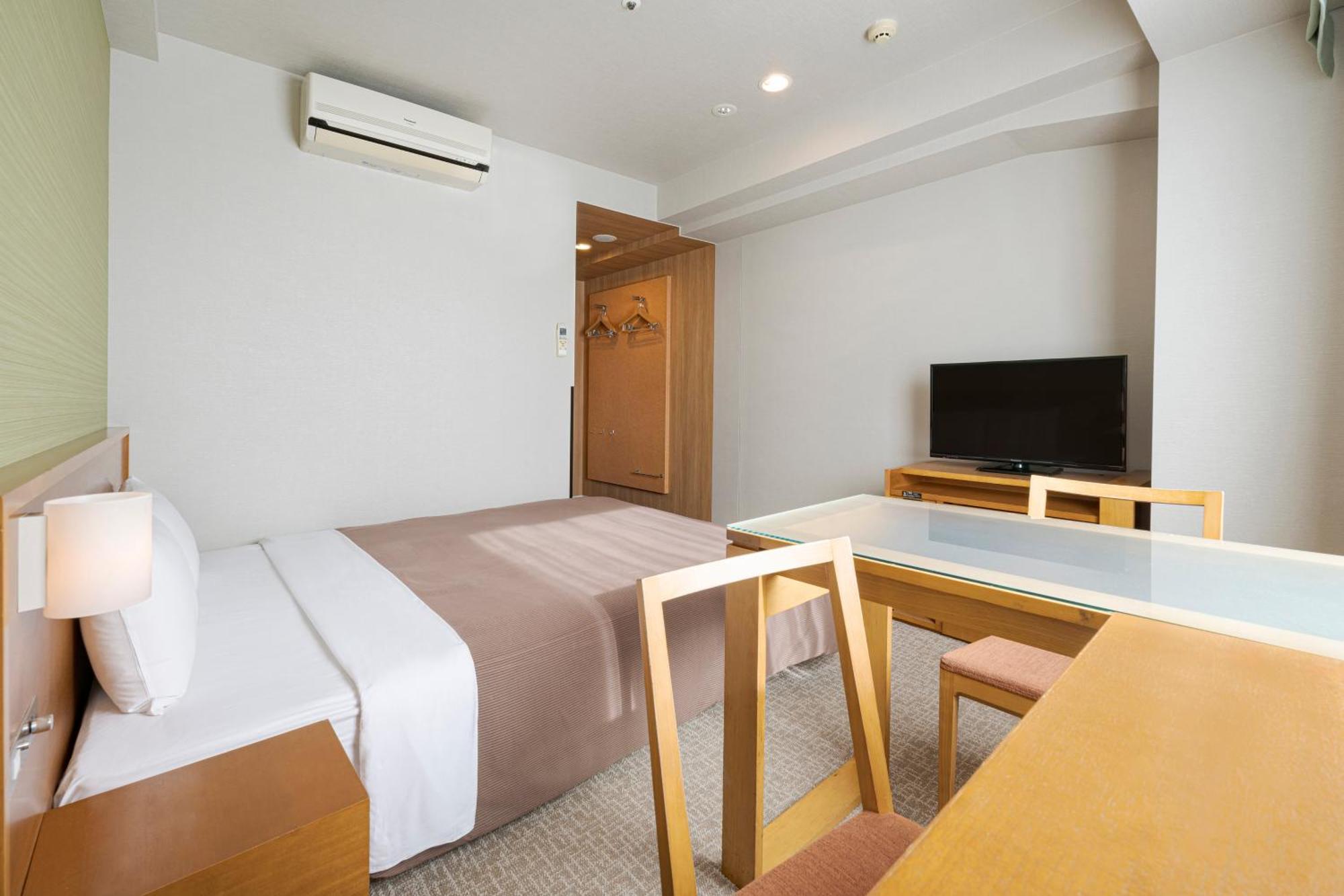 Chambre Lit Queen-Size - Non-Fumeurs