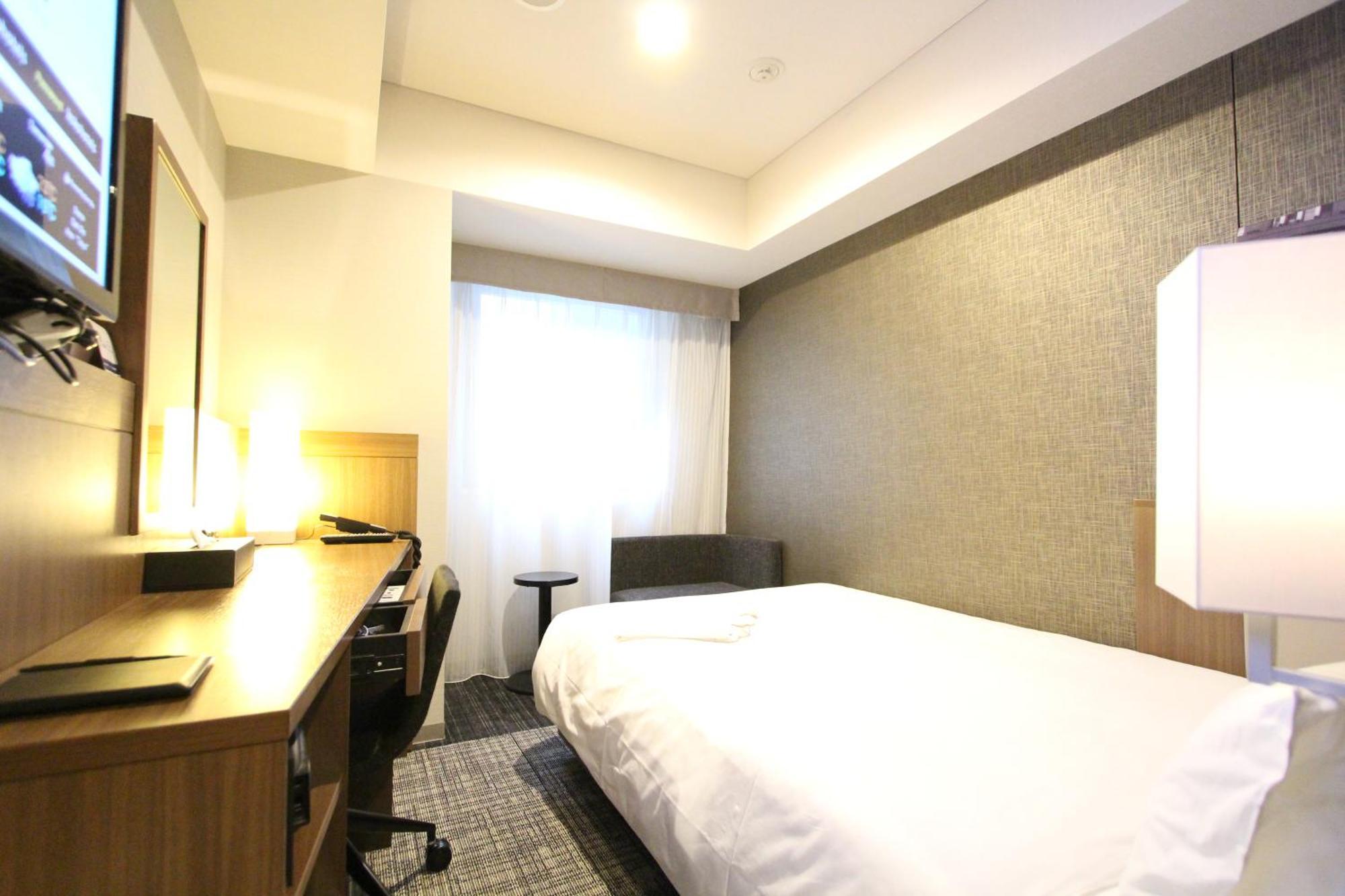 Semi Double Room Non-Smoking