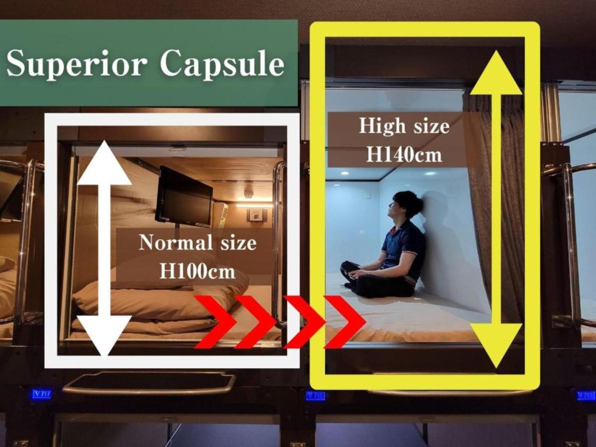 Superior Capsule Room Male,1645675790:JPEG