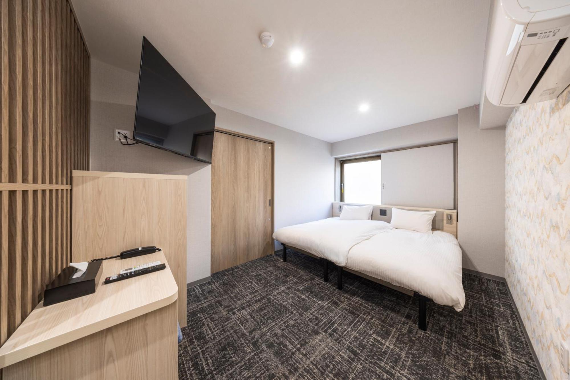 King Room,1658104425:JPEG