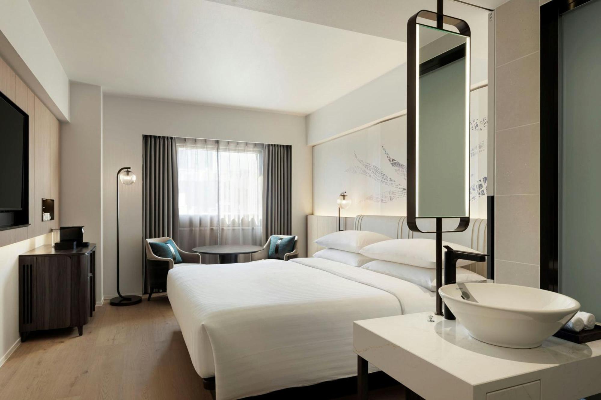King Room Shower,1632220523:JPEG