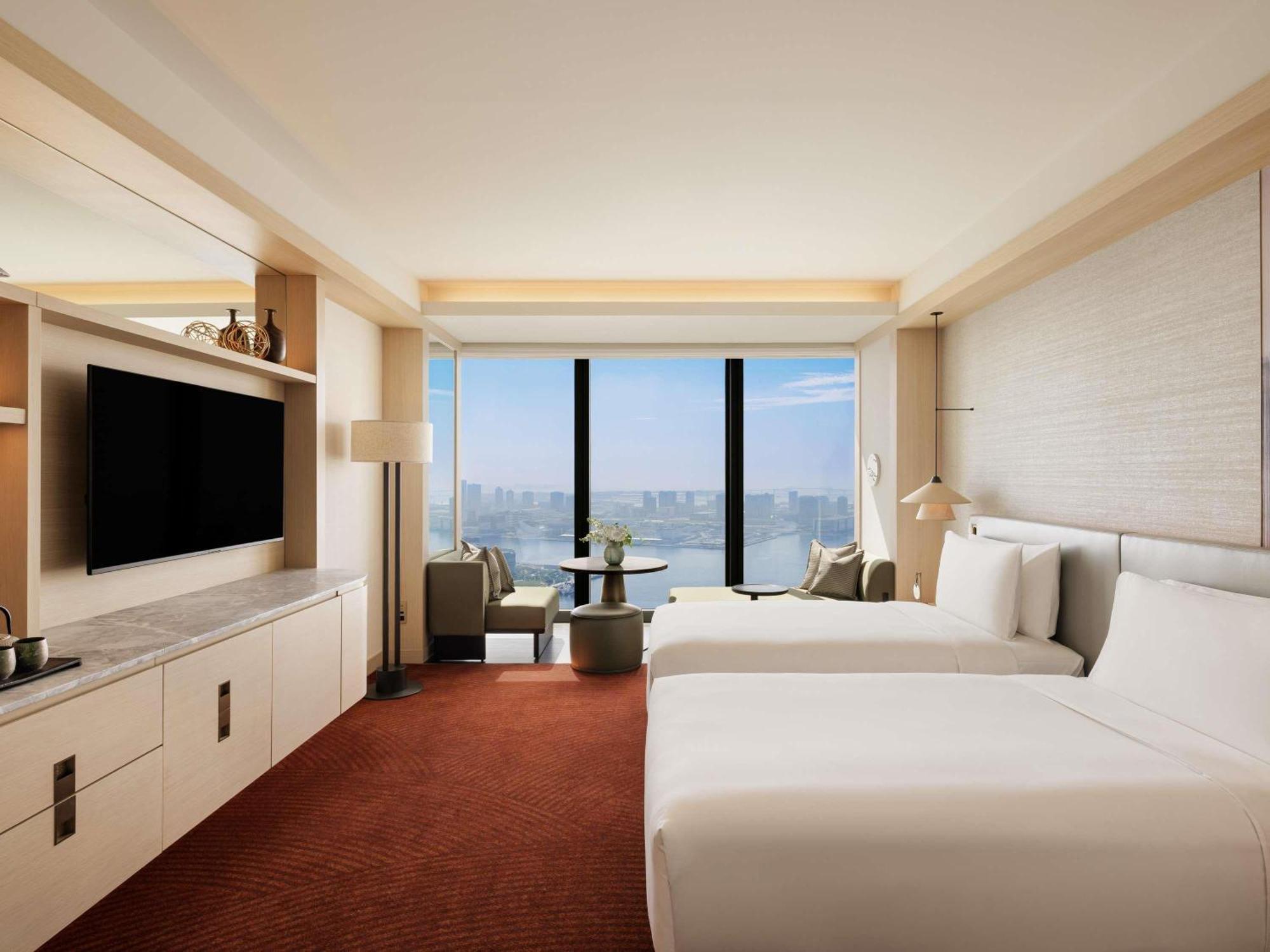 Fairmont Gold Twin Room Bay View