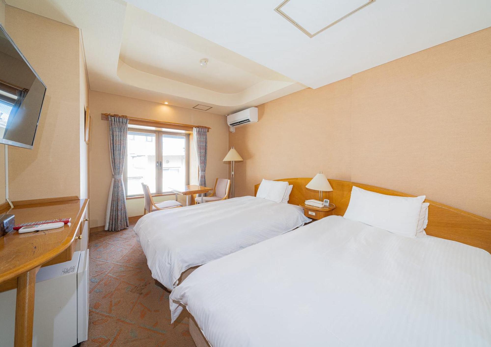 Standard Twin Room,1736899513:JPEG