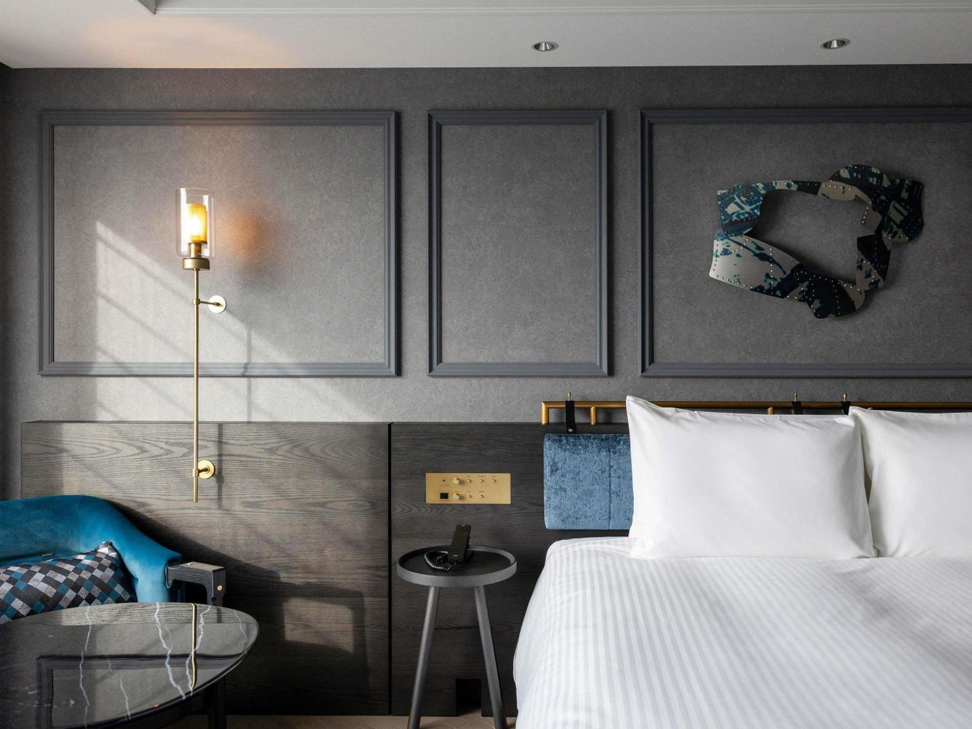 Privilege Room One King Bed Bathtub Non Smoking,1739830077:JPEG