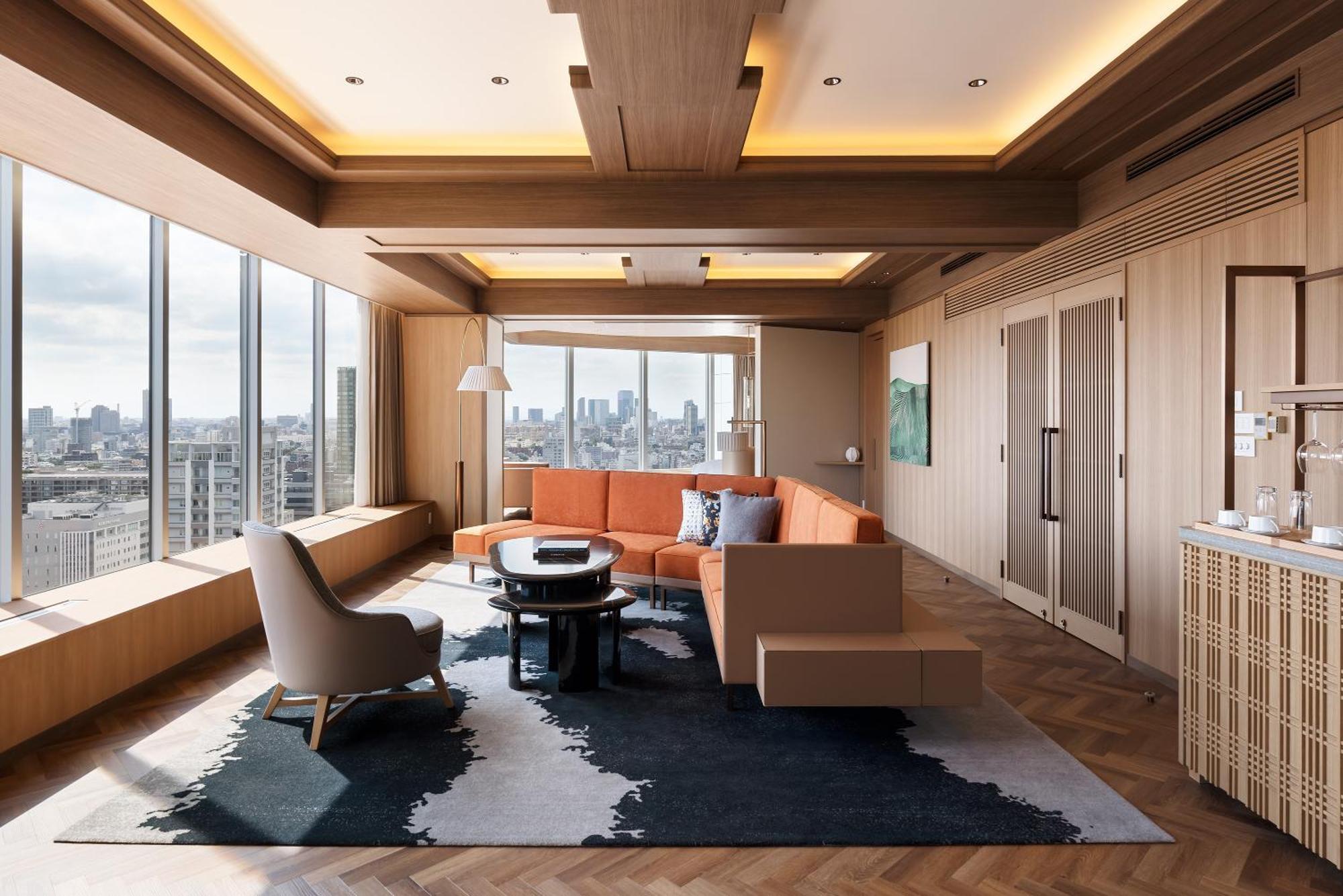 Panorama Suite Non Smoking Club Lounge Access 32 Floor Renewed October 2025,1742711015:JPEG