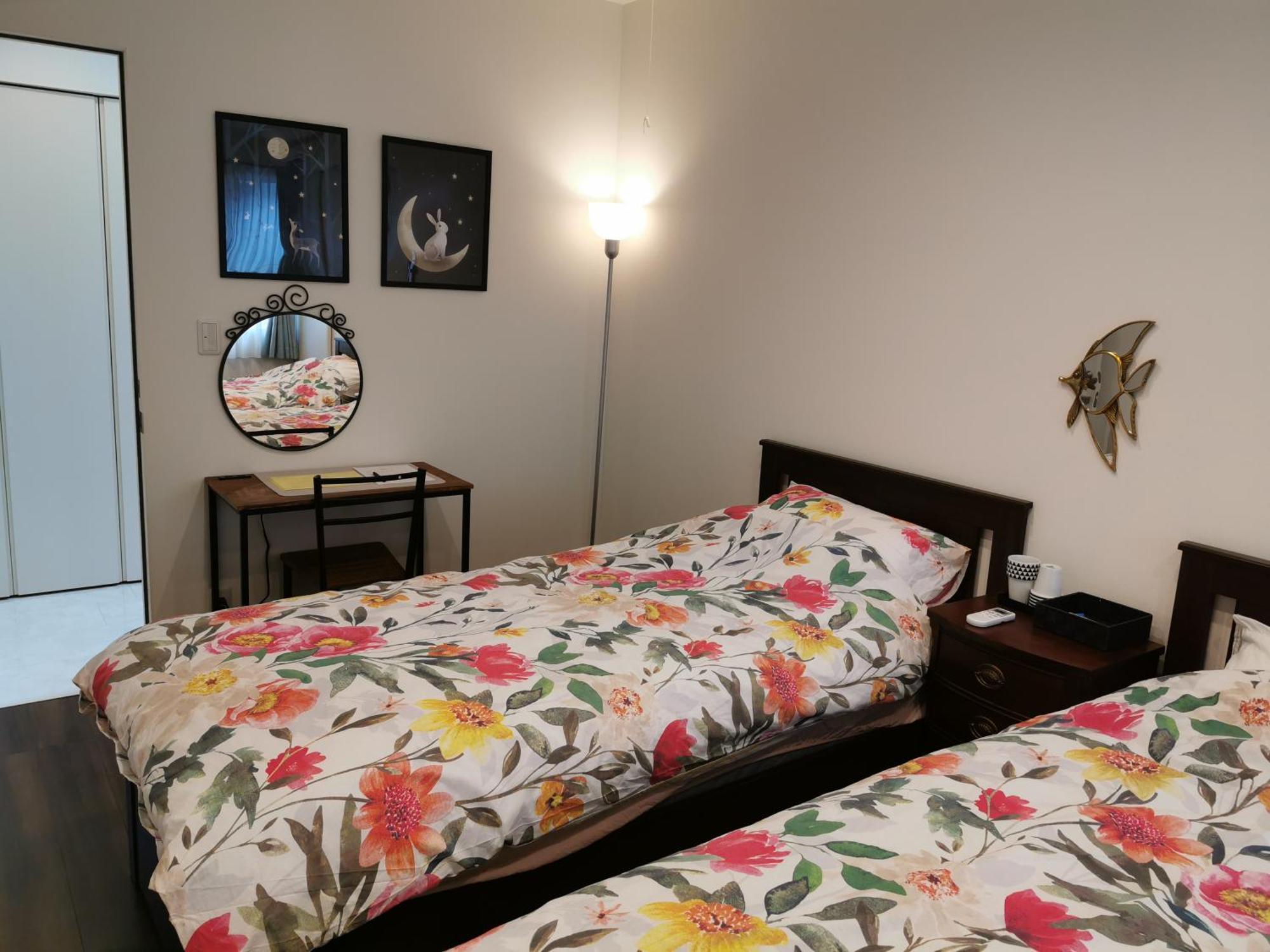 Standard Twin Room