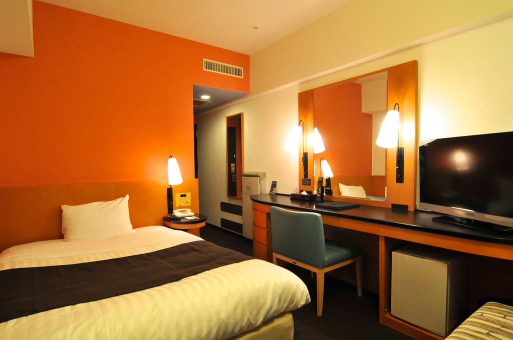 Small Double Room Non-Smoking,1283624218:JPEG