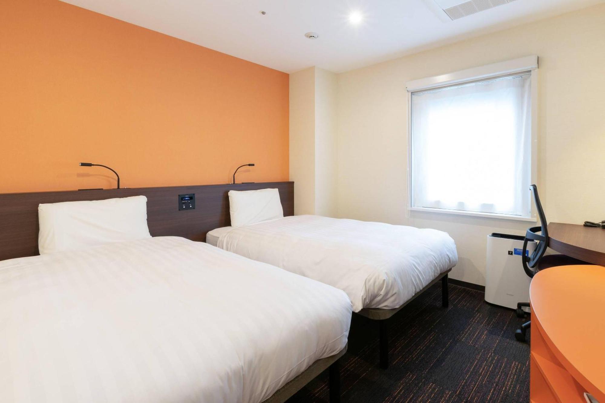 Economy Twin Room Non-Smoking