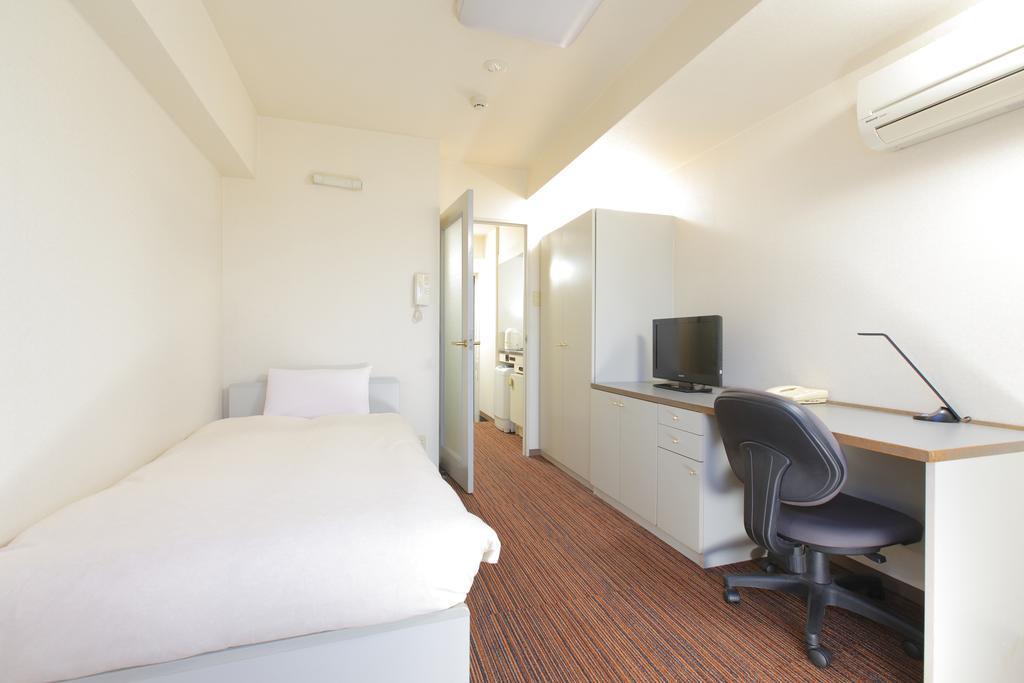 Room Selected At Check No choice of smoking preference House Keeping is Optional Additional Cost,1222713142:JPEG