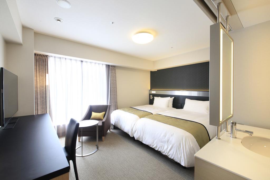 Premier Twin Room Non-Smoking,720767425:JPEG