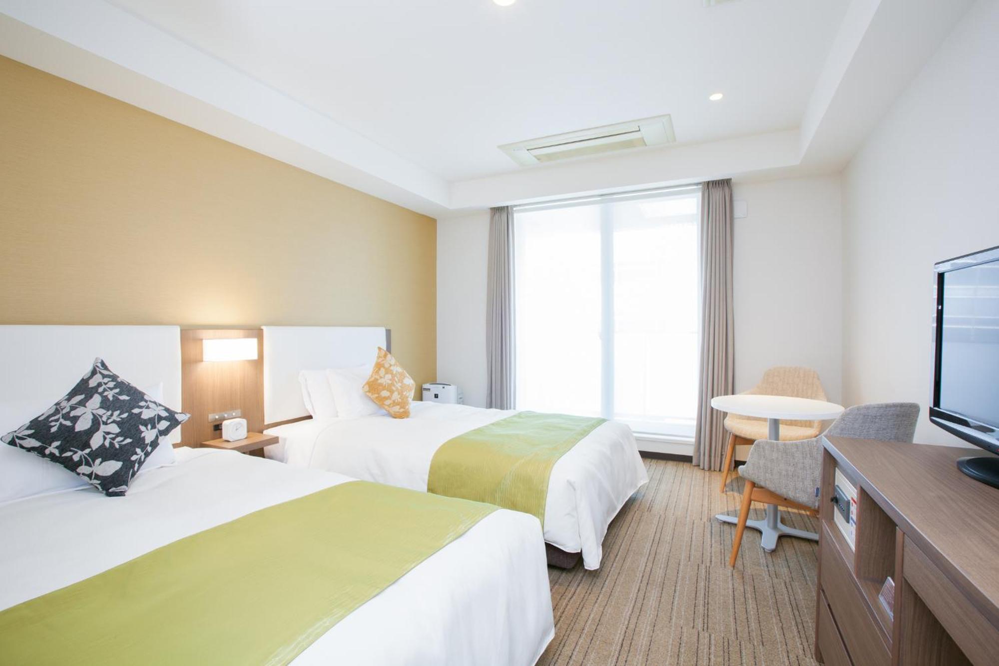 Standard Twin Room 22 sqmWasher or Dryer & Kitchenette 1-2 Guests Non-Smoking,1698901222:JPEG