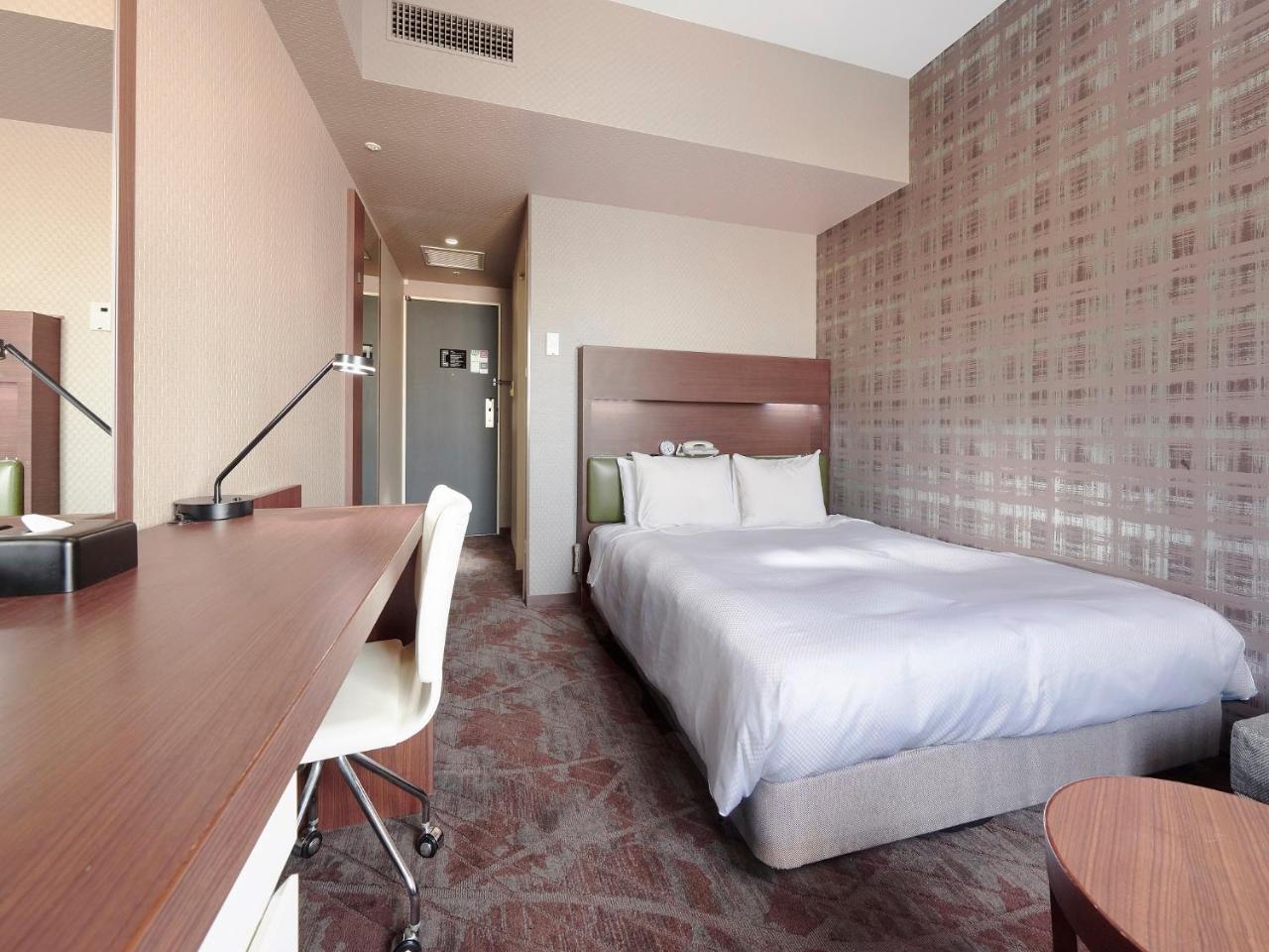 Deluxe Double Room Smoking,746407808:JPEG