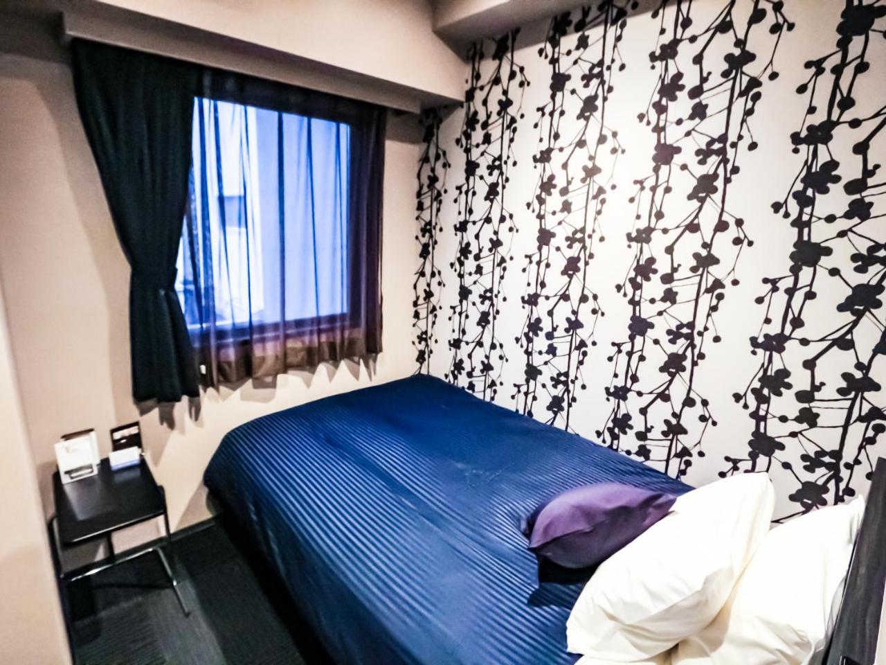 Single Room Small Double Bed Smoking,770414254:JPEG