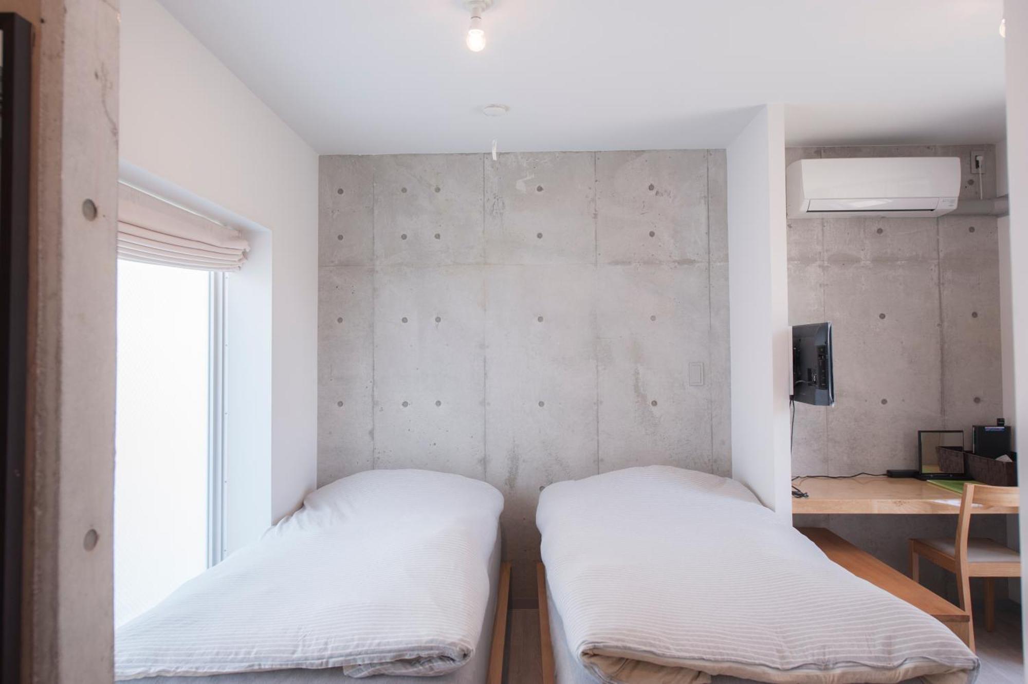 Twin Room,1073723581:JPEG