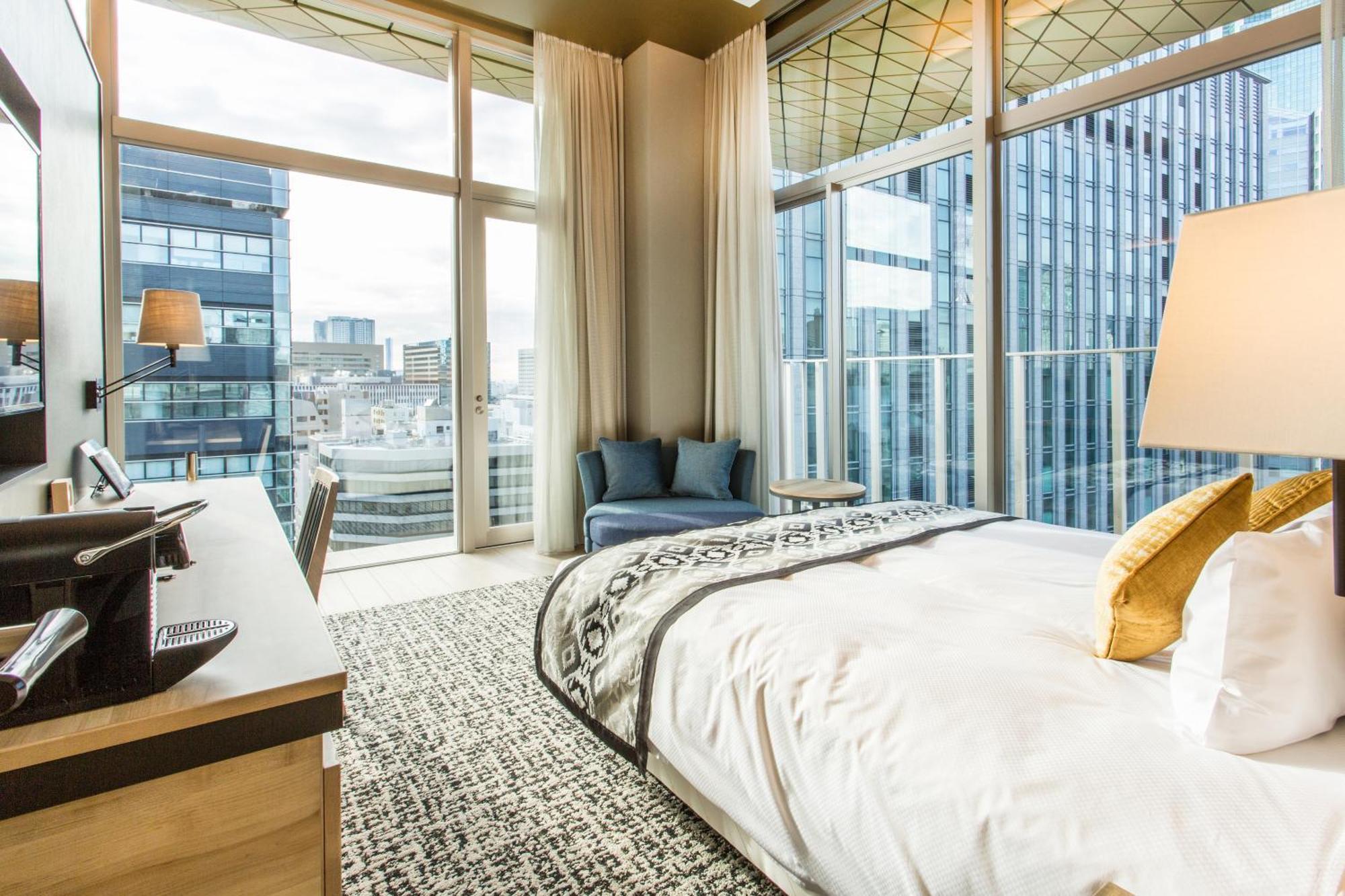 Premium King Room Balcony on the Top Floor Non-Smoking