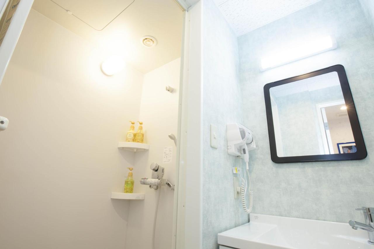 Quadruple Room Shower Female Only,1698213432:JPEG
