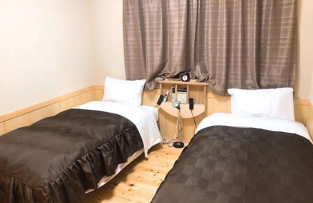 Business Hotel Crescent-1