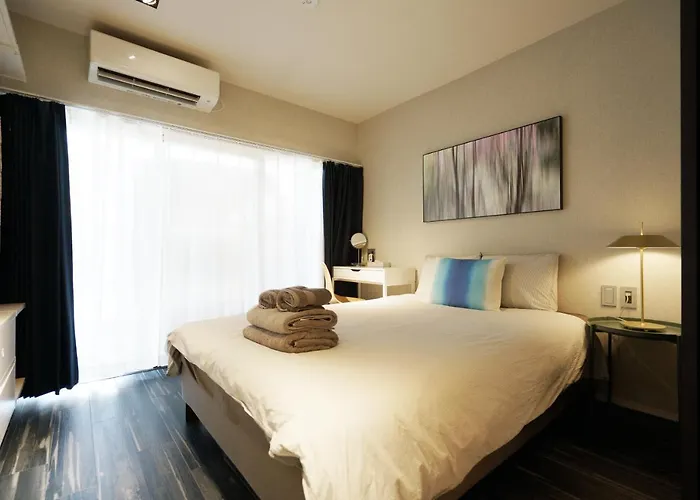 Real Life Meguro River Tokyo che accetta animali