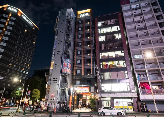 Apa Hotel Higashi Shinjuku Kabukicho Tōkyō Avec Terrain de Golf