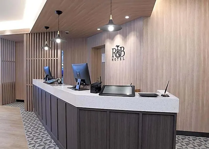 R&B Hotel Otsuka Eki Kitaguchi - Vacation Stay 14227V Tóquio